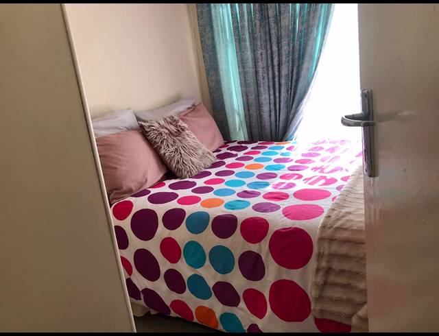 3 BEDROOM HOUSE FOR SALE IN MAHUBE VALLEY